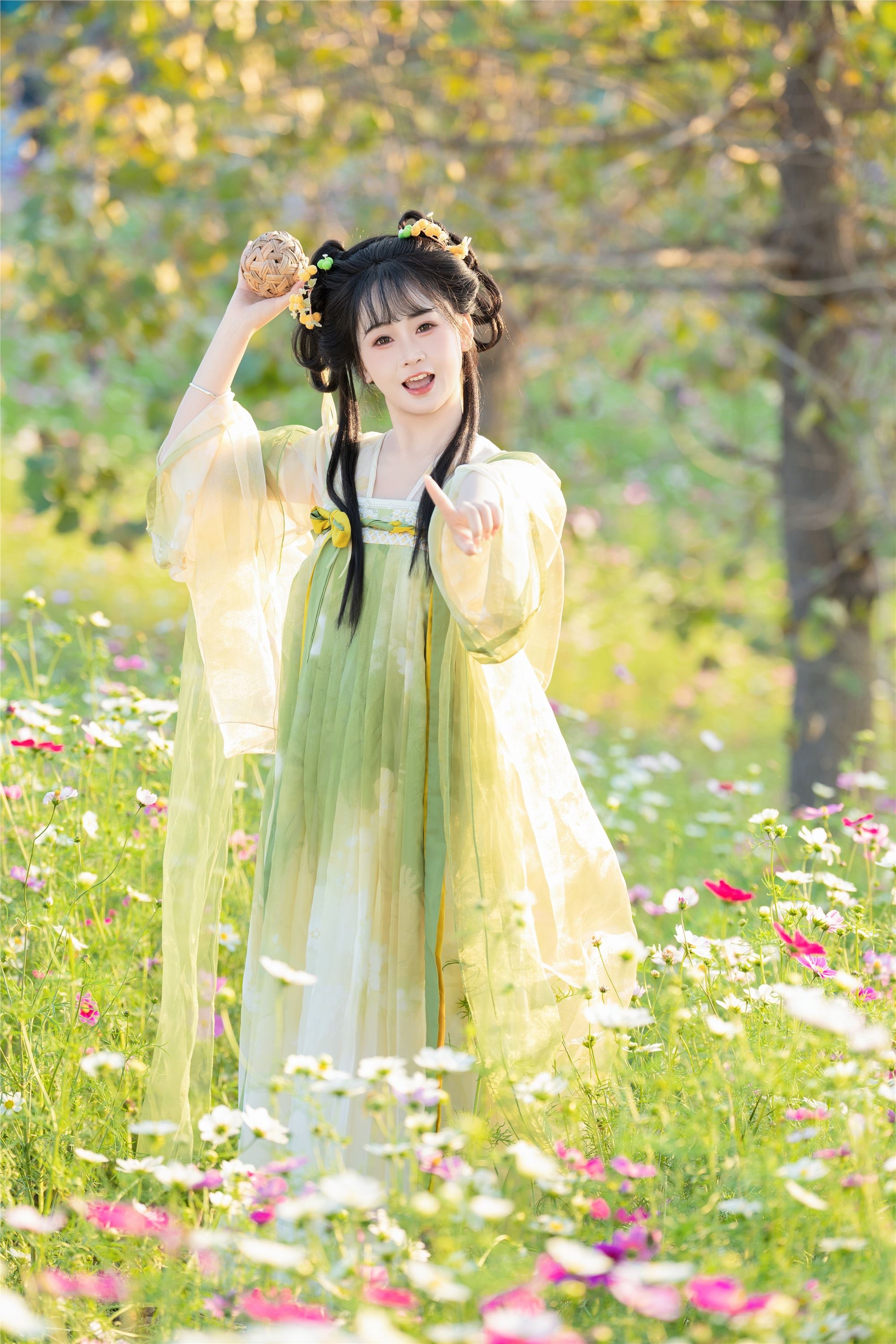 YITUYU艺图语 2025.02.07 妙妙好可爱啊 湫一只岁岁